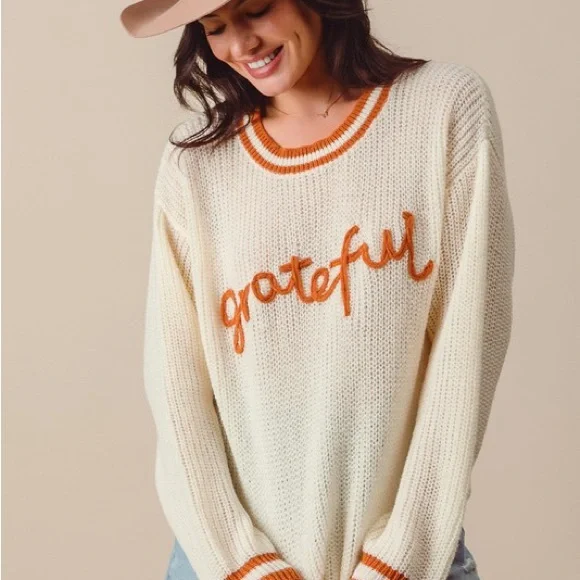 SO ME Thanksgiving Grateful Lettering Stitch Sweater - Picture 8 of 11